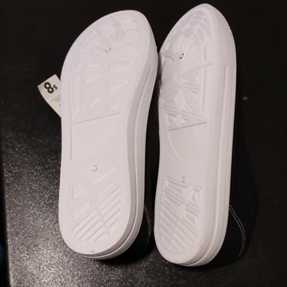 Ladies shoes - Picture 2 of 2